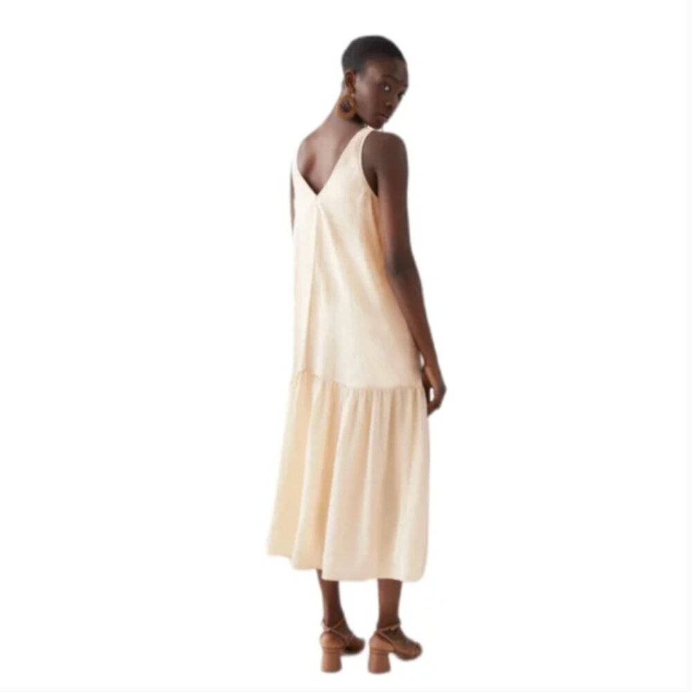 H&M Cream Tiered Maxi Dress – Effortless & Airy - Picture 3 of 4